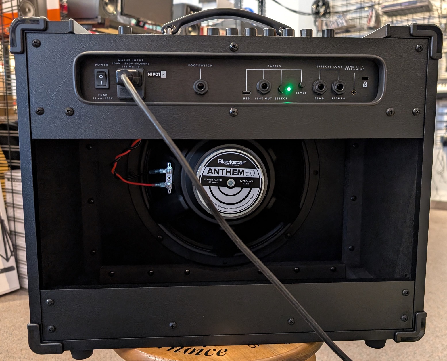 PXL_20260121_192339956